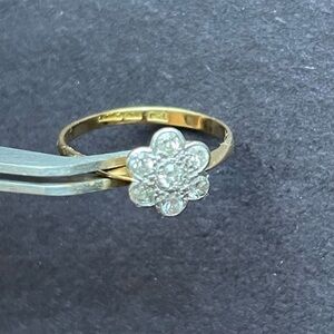 Edwardian 18K Yellow Gold Diamond Cluster / Daisy Ring
